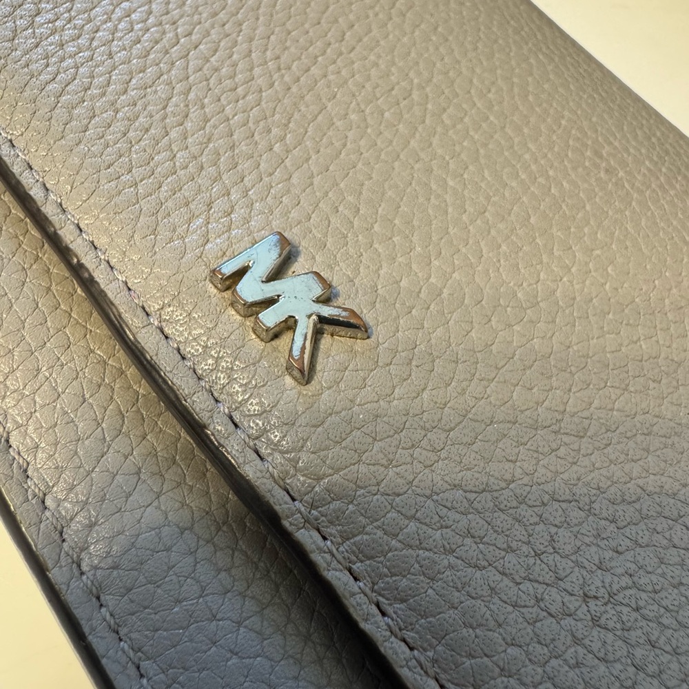 Michael Kors Pebbled Leather Light Gray Clutch Purse - Picture 5 of 9